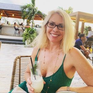 Meet your Posher, Christie